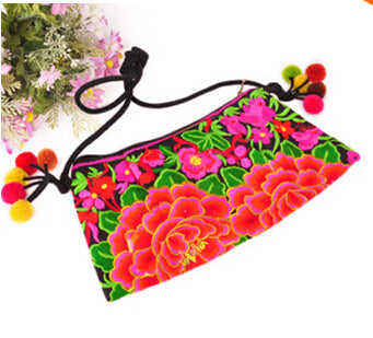 2020 Ethnic embroidered shoulder bag online for stylish ladies (handmade bags) - Trendylk