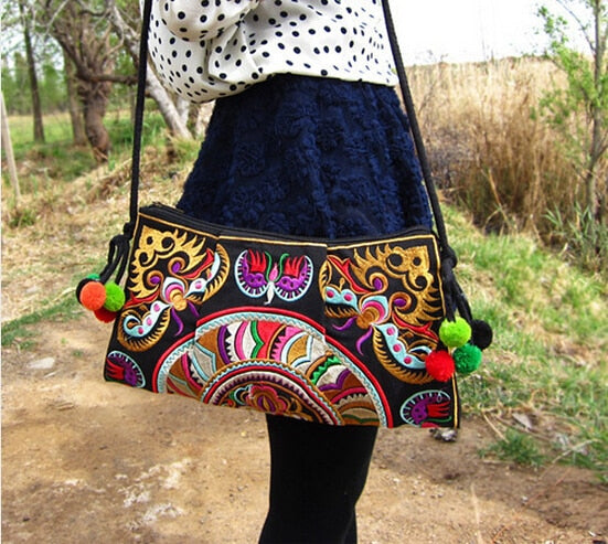 2020 Ethnic embroidered shoulder bag online for stylish ladies (handmade bags) - Trendylk
